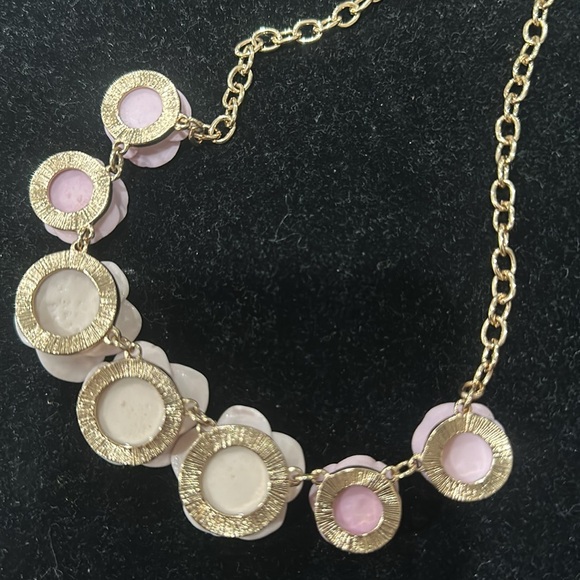 Elegant Floral Rose Necklace Charm - Picture 2 of 6